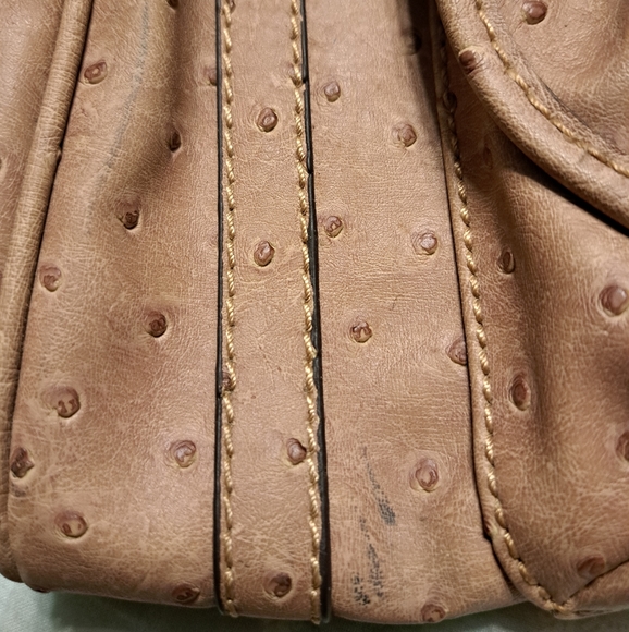 Guess Faux Ostrich Handbag - Picture 15 of 16